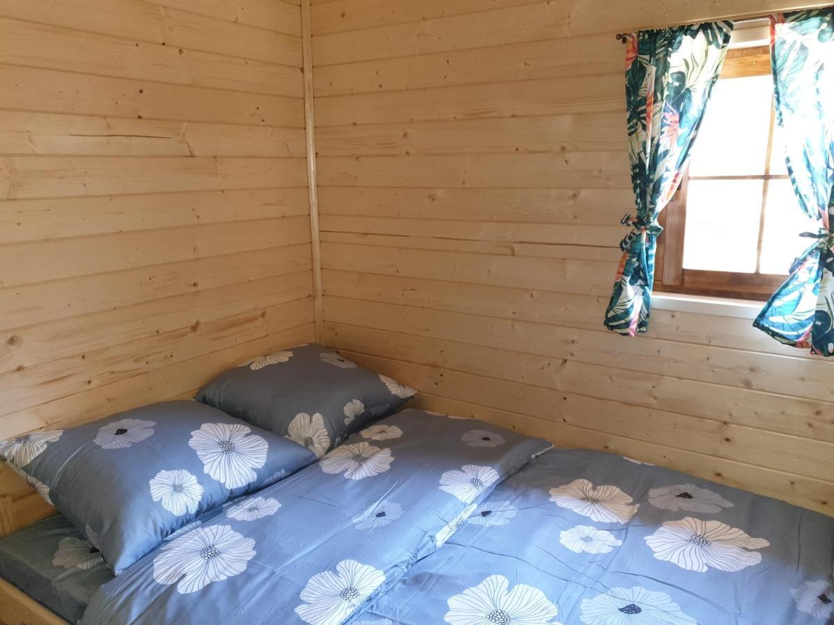 Domki Letniskowe Pod Lasem Koziniec Esterno foto